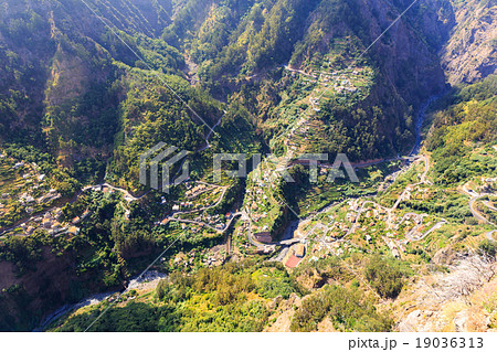 City in the mountains 19036313