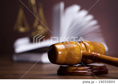 Judge gavel, ambient light vivid theme Judge gavel, ambient light vivid theme 19050804