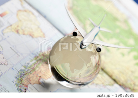 Airliner with a globe, bright tone journey concept 19053639