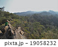 ハイキング 19058232
