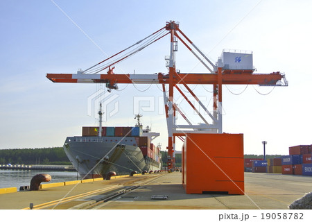 酒田港国際ターミナル 19058782
