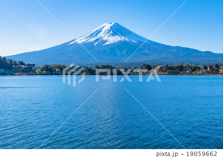 富士山【11月・河口湖より撮影】 19059662