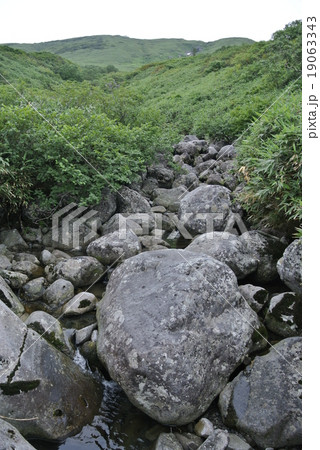 鳥海山の登山道 鳥海山の登山道 19063343