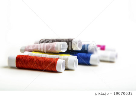 Sewing threads 19070635