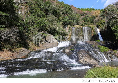 龍門の滝 19074765