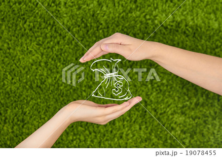 Business,money,financial protection. 19078455