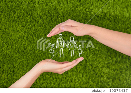 Family life insurance, protecting family 19078457