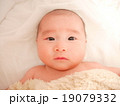 赤ちゃん乳児の顔　Baby face 19079332