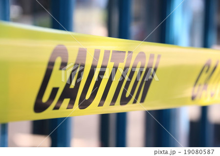 CAUTION 4 19080587