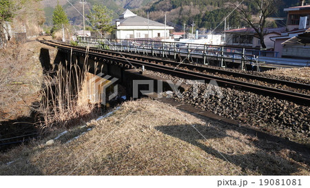 鉄橋 19081081