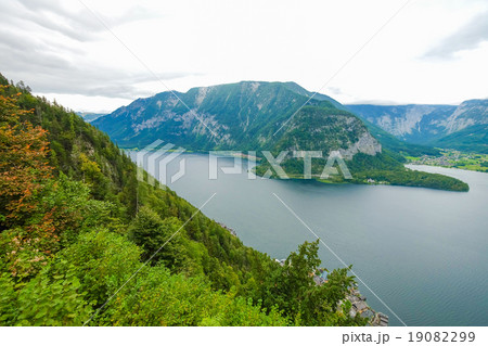 Scenic landscape view of Hallstatt, Austria Scenic landscape view of Hallstatt, Austria 19082299