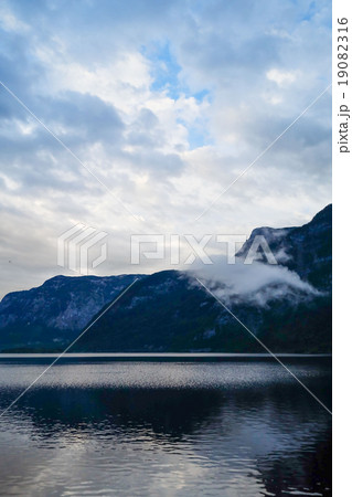 Scenic landscape view of Hallstatt, Austria Scenic landscape view of Hallstatt, Austria 19082316
