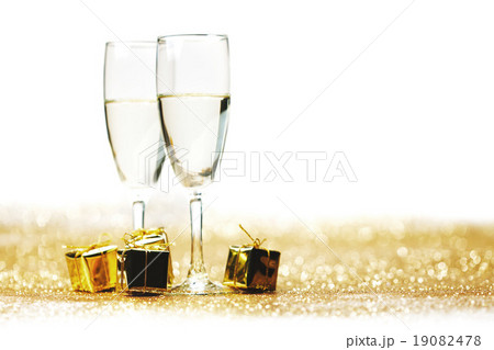 Champagne and gift Champagne and gift 19082478