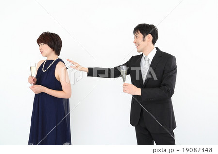 ナンパ 迷惑 パーティー ナンパ 迷惑 パーティー 19082848