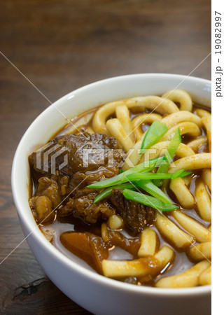 カレーうどん 19082997