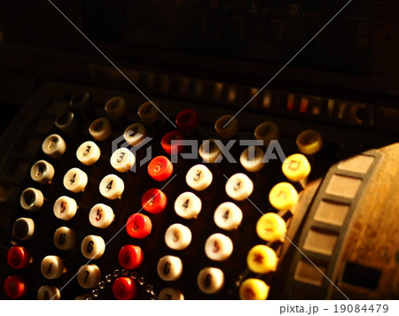 古いレジスター 19084479