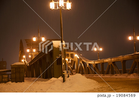 雪の旭橋１ 19084569
