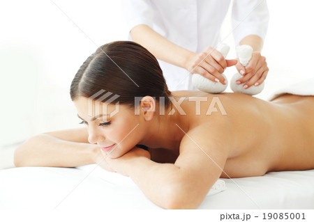 Woman in spa Woman in spa 19085001