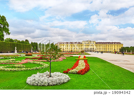 Upper Belvedere.  19094342