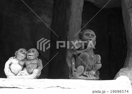 Monument of Monkey at Wat Saket(ワット・サケット:黄金の丘) Monument of Monkey at Wat Saket(ワット・サケット:黄金の丘) 19096574
