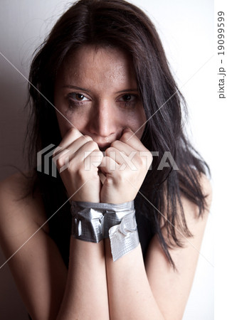 kidnapped young woman kidnapped young woman 19099599