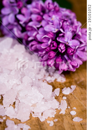 bath and spa items 19101052