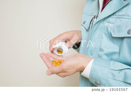 ビジネスマン　サプリ 19103507