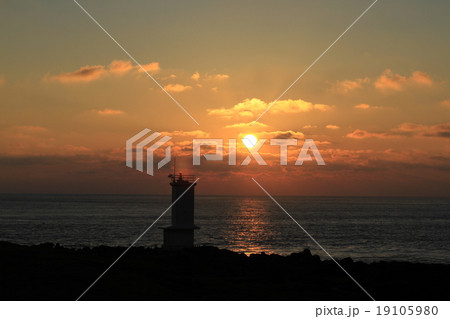 斑島の夕日 19105980