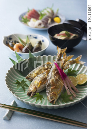 子持ち鮎の塩焼きと割烹料理 子持ち鮎の塩焼きと割烹料理 19111864