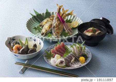 割烹料理４品 19111897