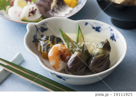 野菜の炊き合わせと割烹料理 19111925