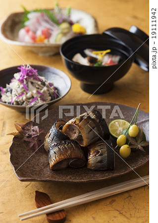 秋刀魚の幽庵焼きと割烹料理 秋刀魚の幽庵焼きと割烹料理 19111942