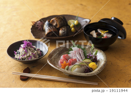 割烹料理４品 19111944