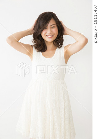 ポートレート 若い女性 ポートレート 若い女性 19115407