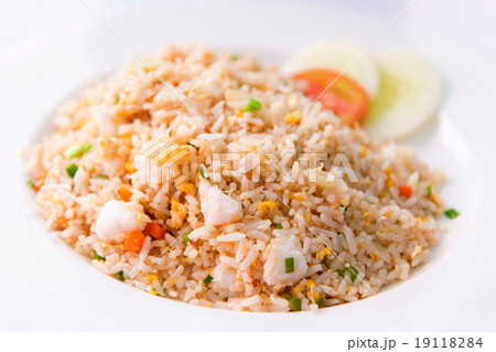 Thai fried rice with crab meat ,thai food favorite 19118284