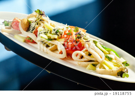 seafood salad 19118755