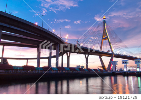 Bhumibol Bridge, The Industrial Ring Road Bridge in Bangkok. Lon Bhumibol Bridge, The Industrial Ring Road Bridge in Bangkok. Lon 19121729