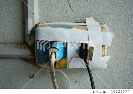 plug is damaged plug is damaged 19125574