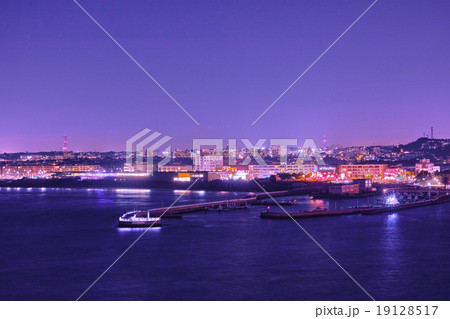 江ノ島から見た湘南海岸の夜景 19128517
