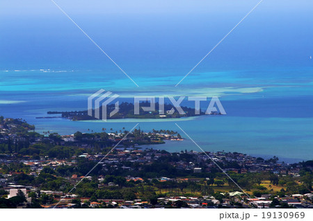 Nuuanu Pali State Park, O'ahu, Hawaii.. 19130969