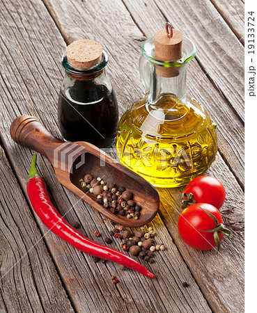Spices and condiments Spices and condiments 19133724