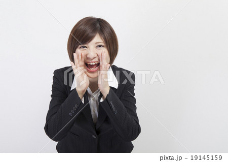 女性会社員 女性会社員 19145159