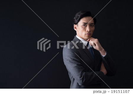 若いビジネスマン 若いビジネスマン 19151107