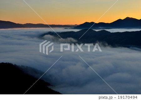 荒谷山の雲海 荒谷山の雲海 19170494