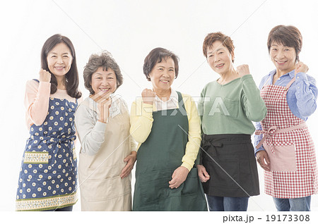 シニア女性5人 シニア女性5人 19173308