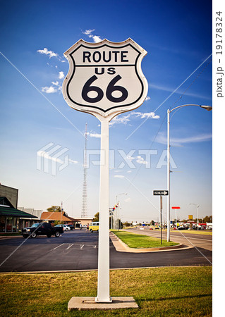 US Route 66 sign 19178324