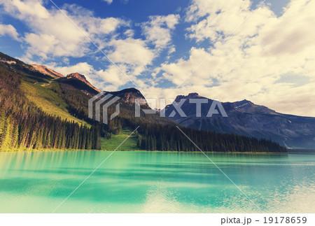 Emerald lake Emerald lake 19178659