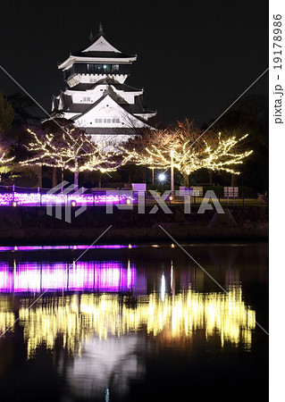 九州　福岡県　北九州市　夜景　小倉城 19178986