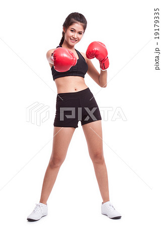 Fitness woman with the red boxing gloves 19179335