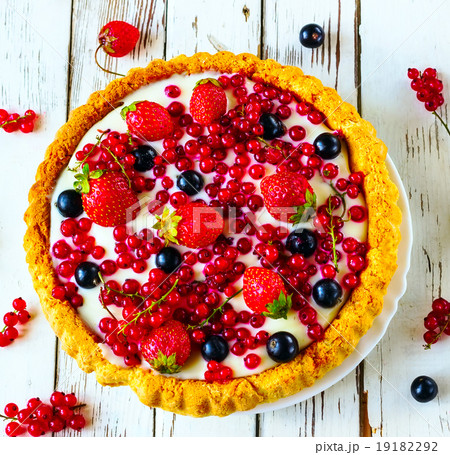 berries pie berries pie 19182292